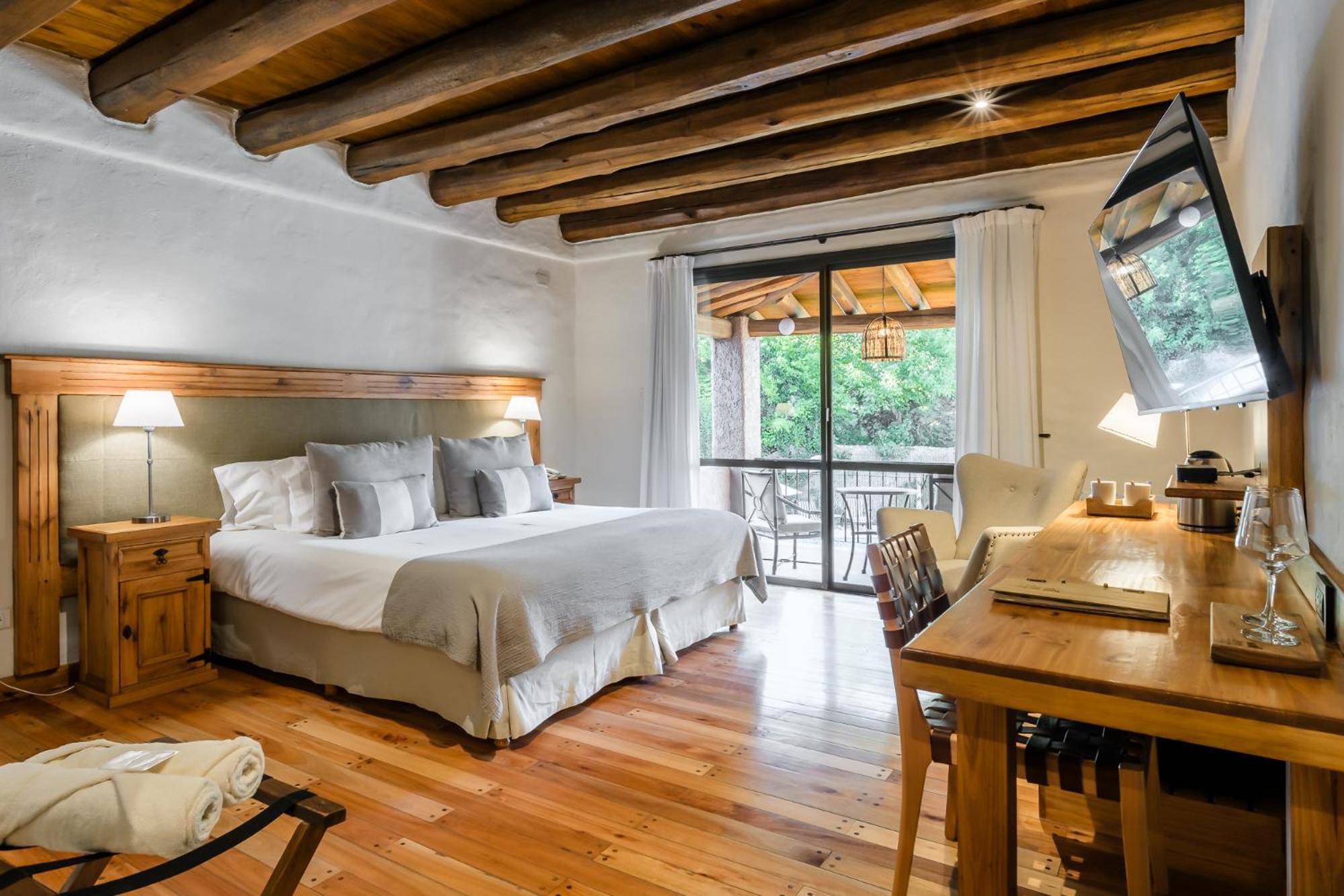 Lares De Chacras Hotel Chacras de Coria Ngoại thất bức ảnh