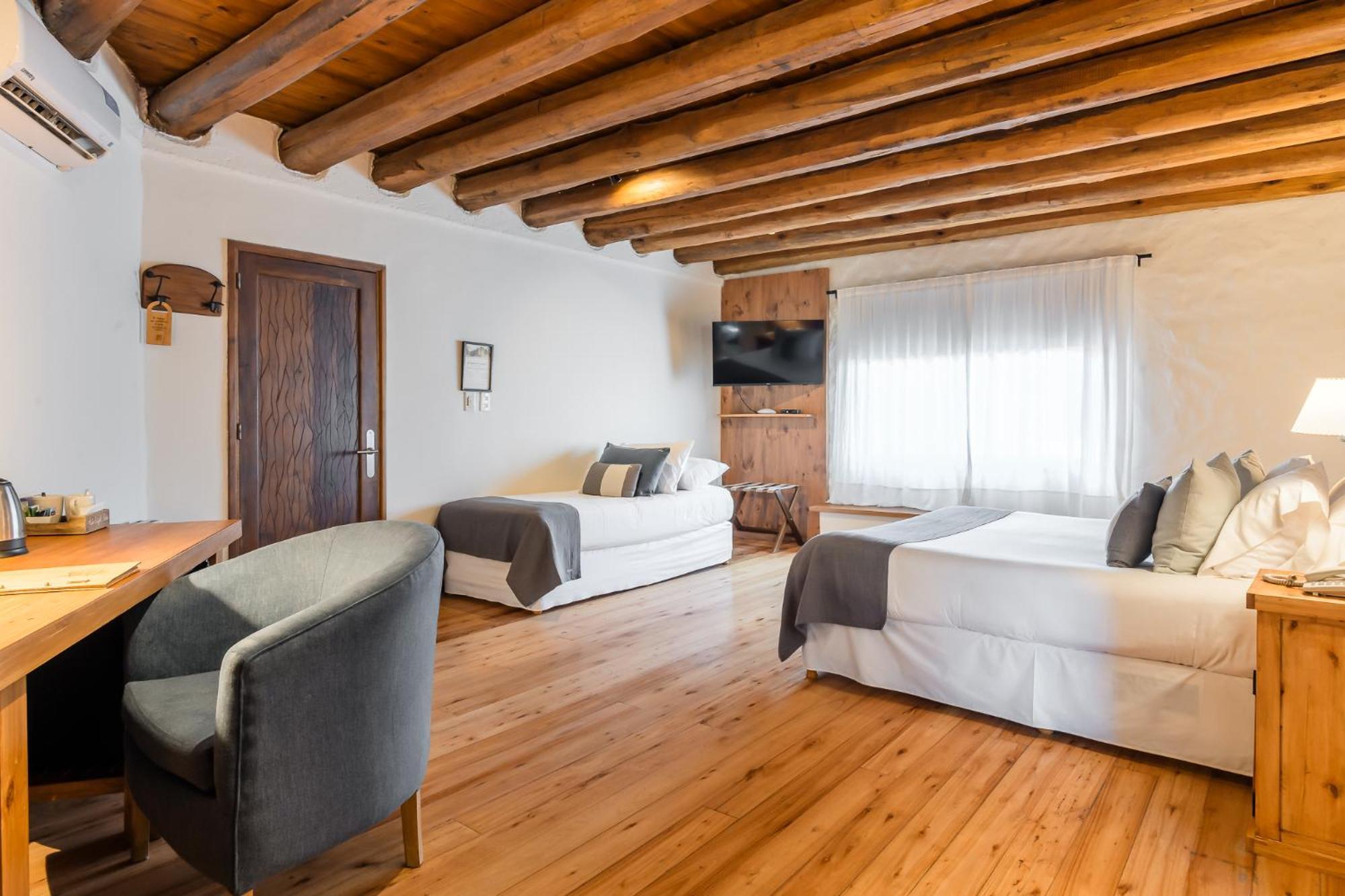Lares De Chacras Hotel Chacras de Coria Ngoại thất bức ảnh
